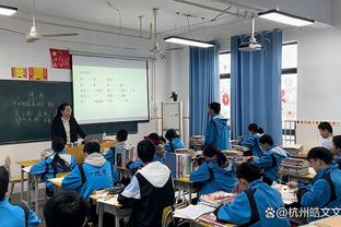 杜兰特谈布克得分队史第二：他是比赛专家 激励了整整一代球员